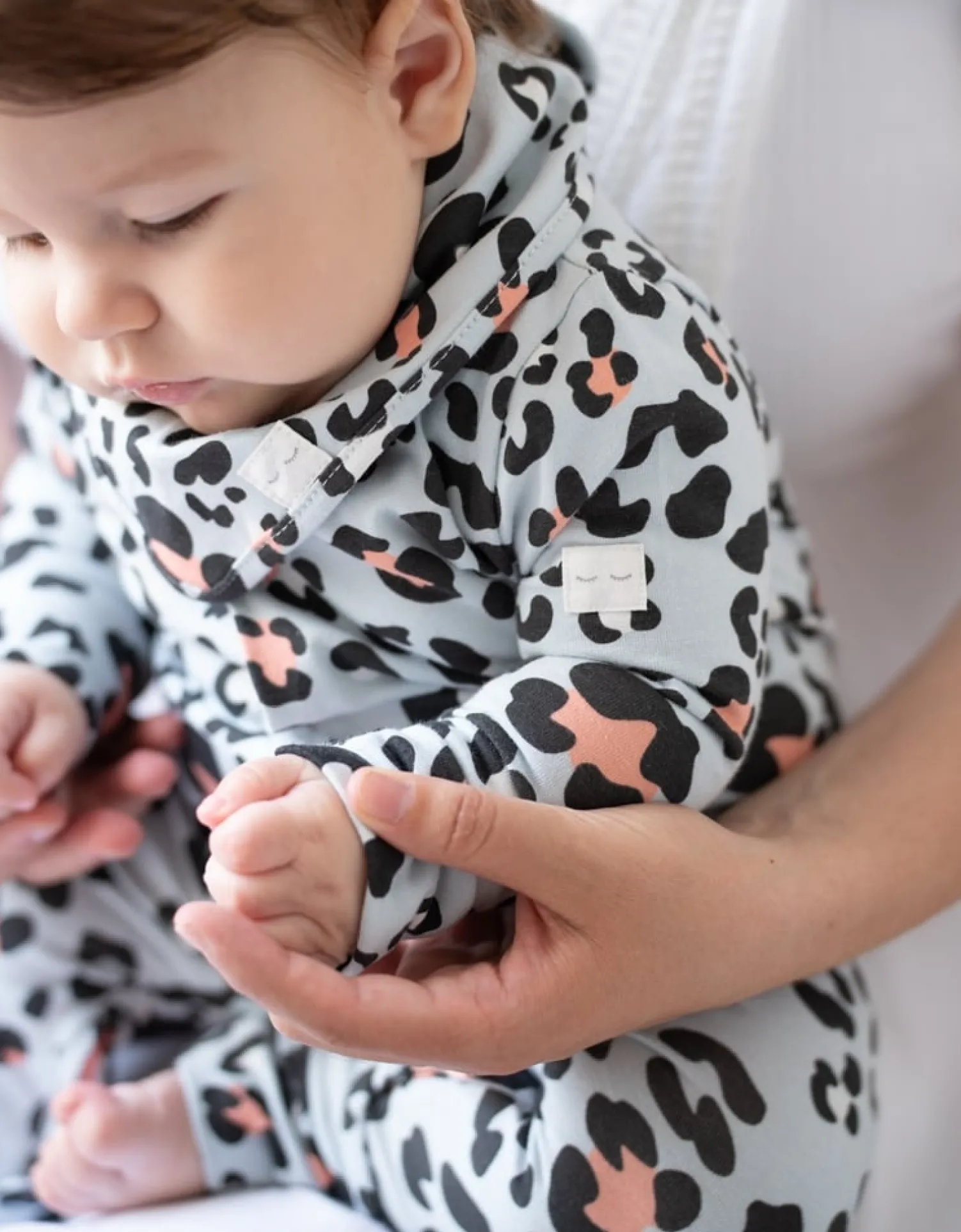 Store Seraphine Theodore | Easy Zip Organic Cotton Sleepsuit & Bib Set
