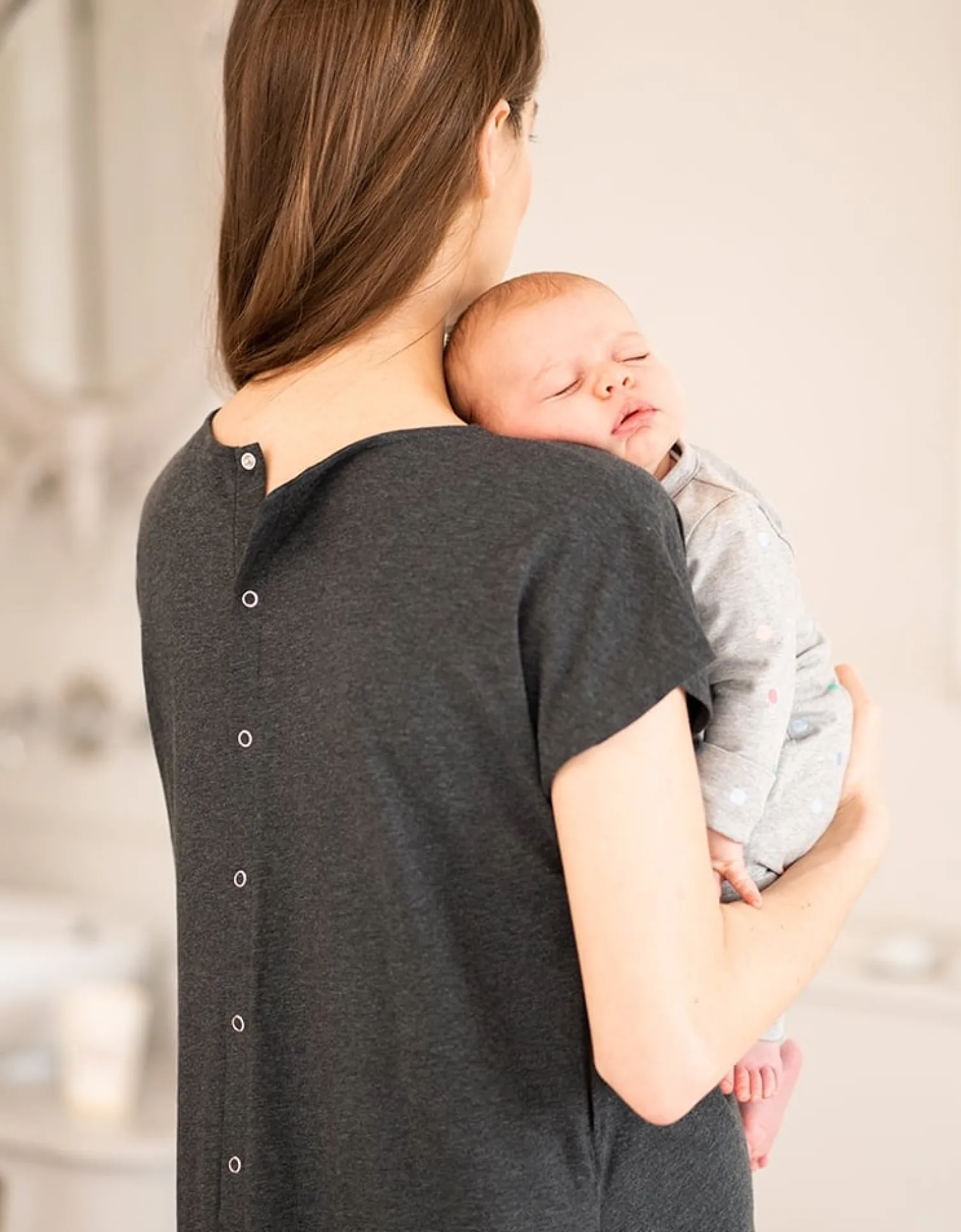 Flash Sale Seraphine Weston | Maternity Hospital Bag Midi Labor Gown in Organic Cotton